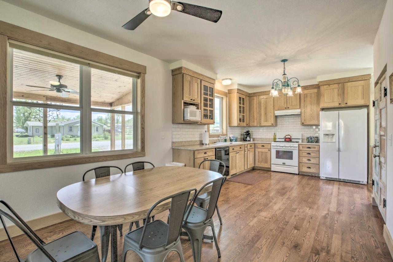Idyllic Gem Screened Porch, Half Mi To River! ثيرموبوليس المظهر الخارجي الصورة